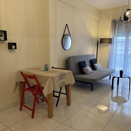 Luxury Apartment Close To The Acropolis Athena Bagian luar foto